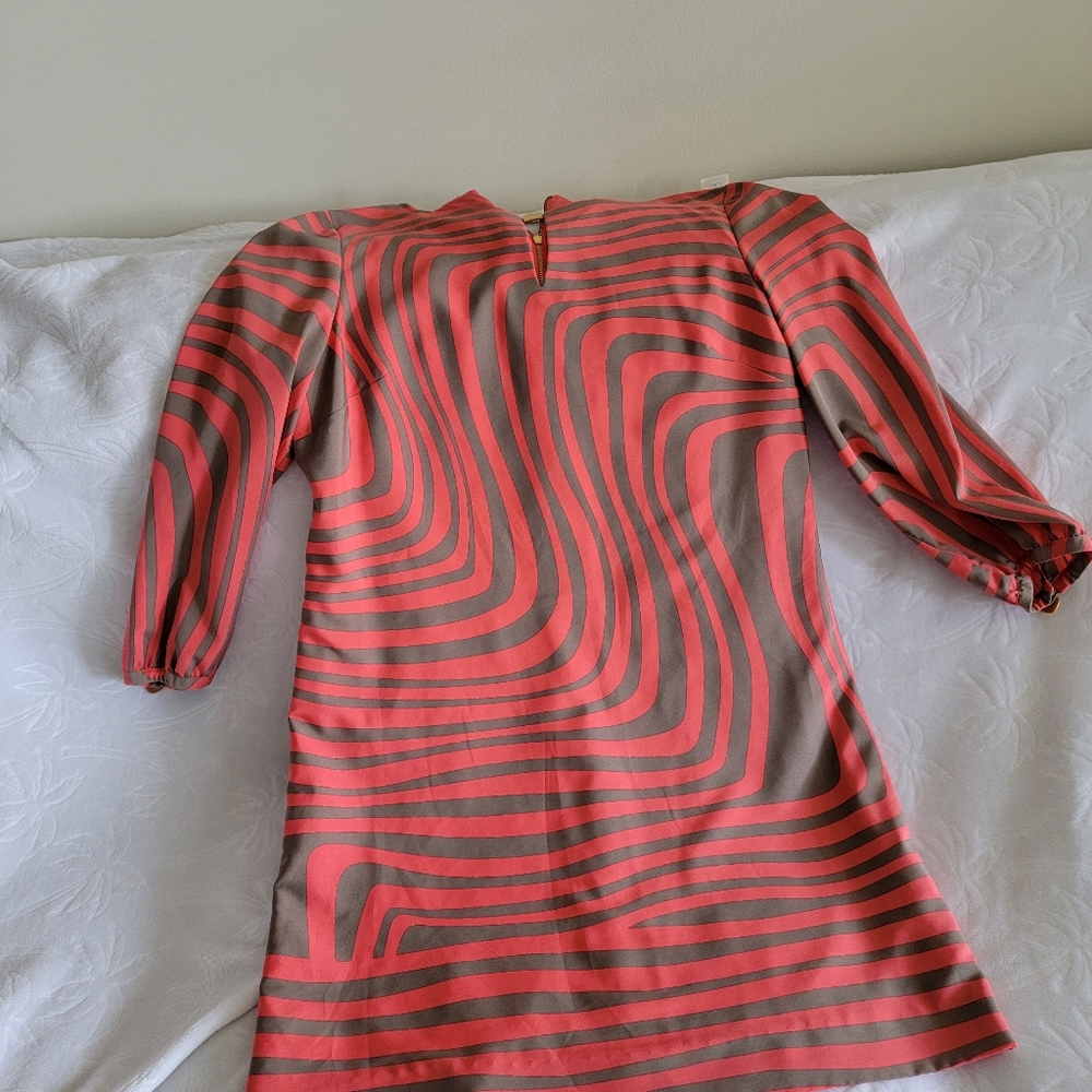 TAHARI dress